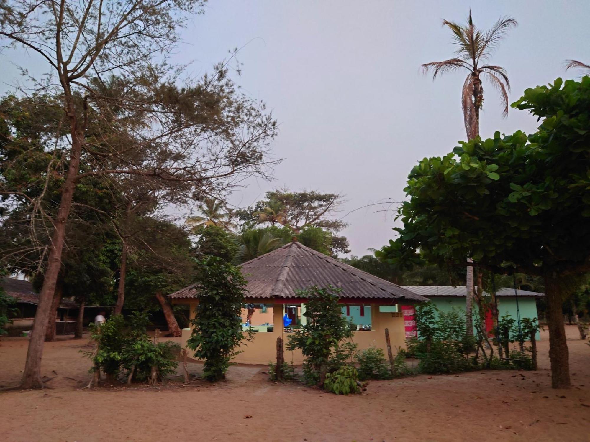 Rundbungalow Auf Lionsrest Гран-Басам Экстерьер фото